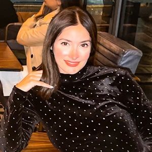 Meet your Posher, Isabel